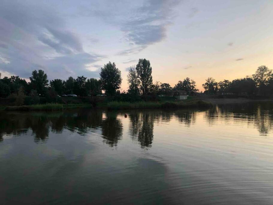 Holiday home Maison Et Parking Prive Proche Zenith Et Volcans. *